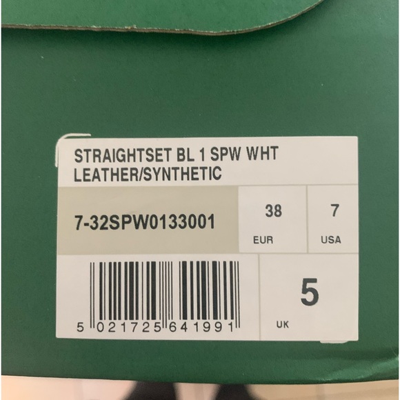 Brand New - Tags Lacoste Ladies White Sneakers - Picture 3 of 6